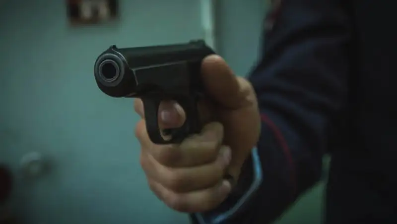 Мужчина стрелял во время дорожного конфликта в Алматы