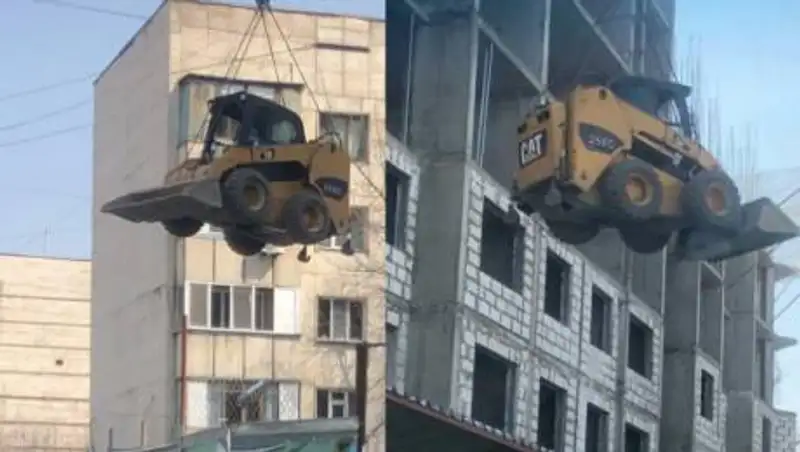 Кран поднимает тяжести над головами прохожих - на возмущения алматинцев ответили в МЧС