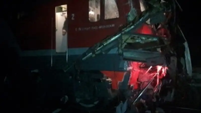 Попавший в страшное ДТП автобус из Казахстана перевозил граждан Узбекистана