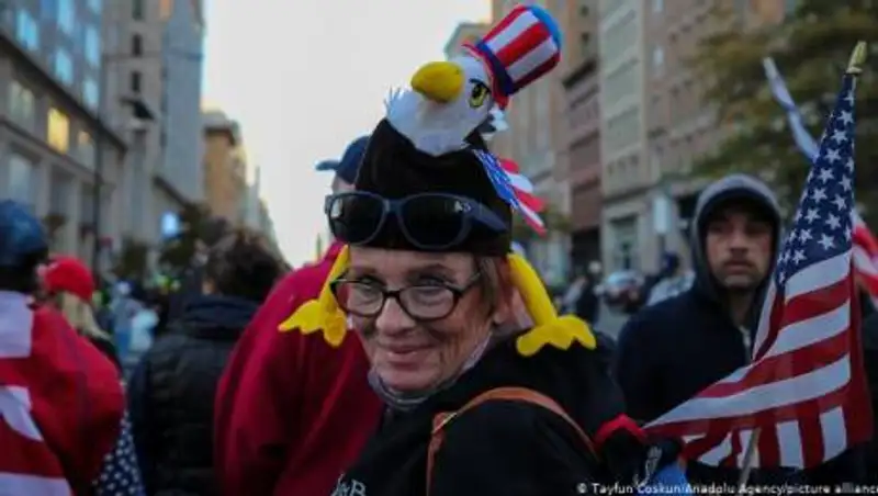 Тысячи сторонников Трампа вышли на митинг в Вашингтоне