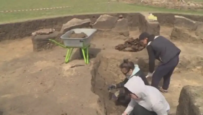 Уникальное ожерелье возрастом 4 тысячи лет нашли акмолинские археологи