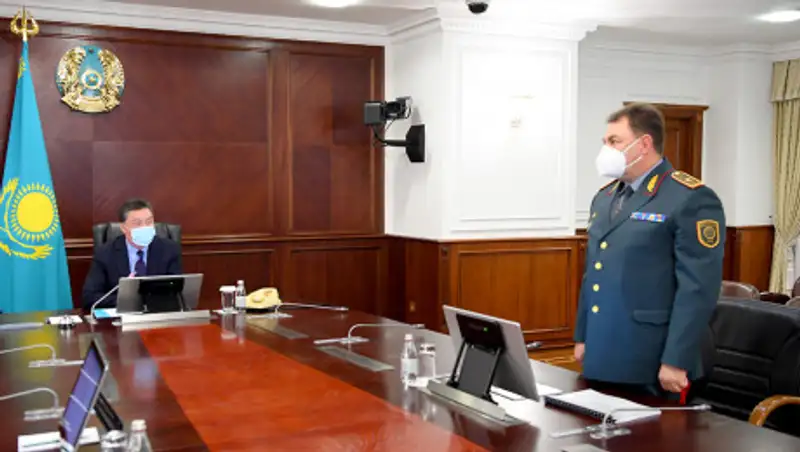 Мамин представил нового министра по чрезвычайным ситуациям