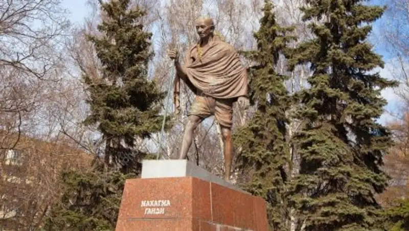 Посол Индии предложил установить памятник Махатмы Ганди в Астане