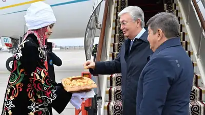 Касым-Жомарт Токаев прилетел в Бишкек, фото - Новости Zakon.kz от 13.10.2023 12:34