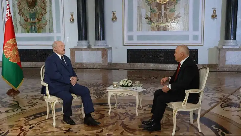 Лукашенко: Мигрантов к белорусским границам доставляли чеченцы