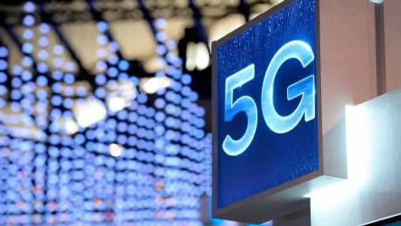 Сдавших ПЦР-тест людей будут контролировать с помощью 5G — фейк