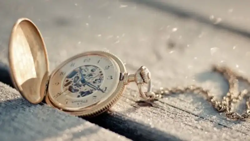 «…И пока ребенок растет, растут и его сбережения на образовательном накопительном депозите»