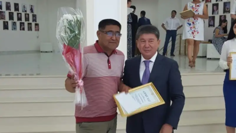 В ВКО за освещение происходящих событий наградили представителей СМИ