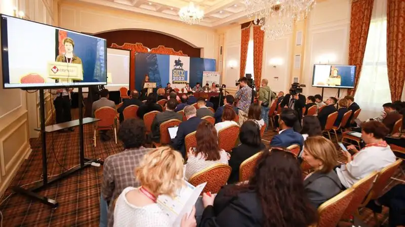 люди, конференция, фото - Новости Zakon.kz от 28.04.2023 16:09