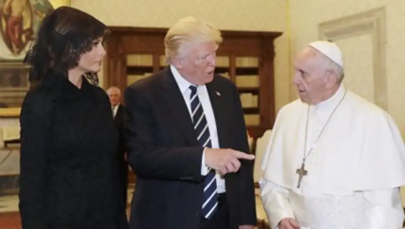 Папа Римский поинтересовался, чем Меланья Трамп кормит мужа