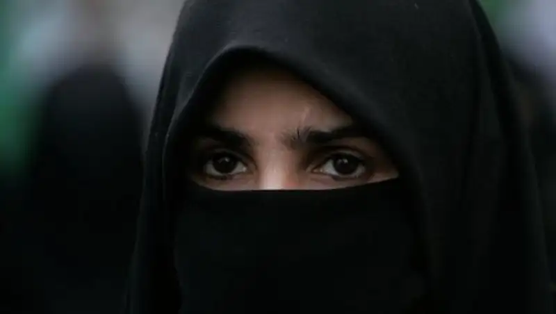 В Германии могут ввести частичный запрет на ношение паранджи