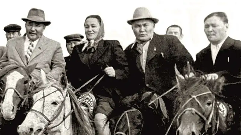 Историческая фотография из семейного архива Каюма Мухамедханова, фото - Новости Zakon.kz от 18.10.2023 13:59