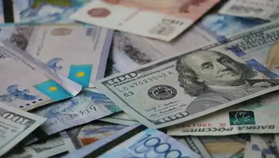 otyrar.kz, фото - Новости Zakon.kz от 03.10.2018 11:28