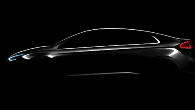 Hyundai анонсировала премьеру «зеленого» седана IONIQ