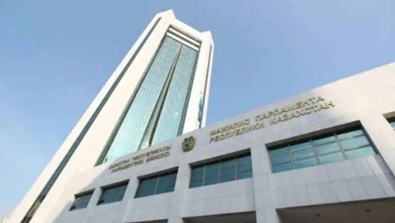 Мажилис одобрил ратификацию договора с Ираном о передаче осужденных