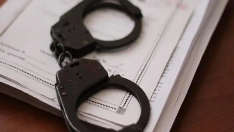 Жителя Атырауской области арестовали за оскорбление жены