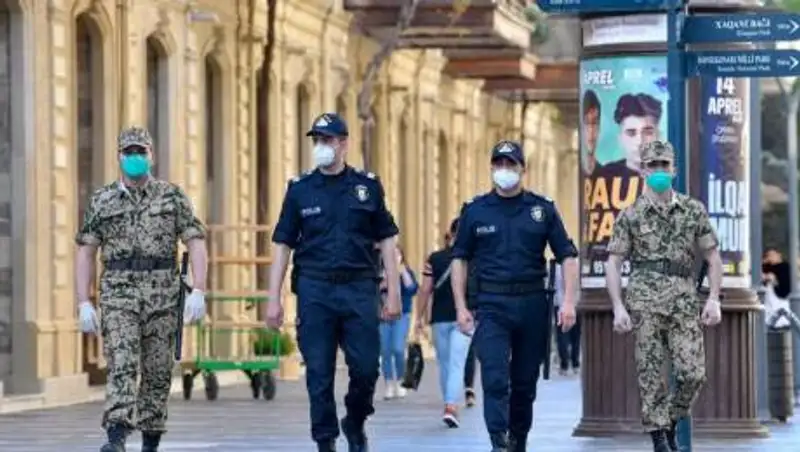 Власти Азербайджана продлили карантинный режим до 1 июня