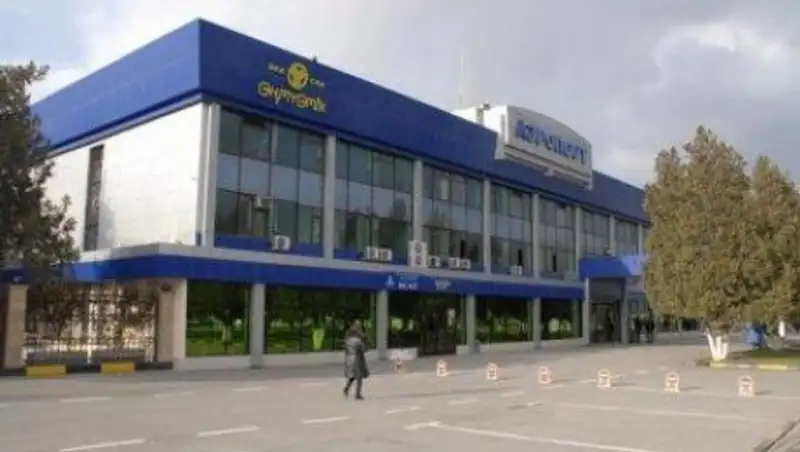 Аэропорт Шымкента закрыли из-за тумана