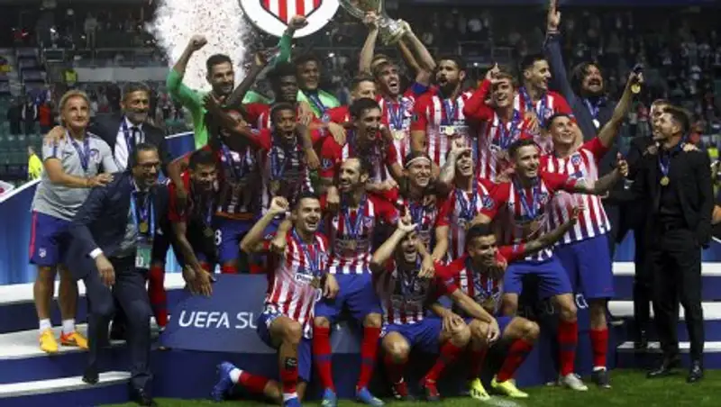 "Атлетико" обыграл "Реал" и третий раз в истории завоевал Суперкубок УЕФА