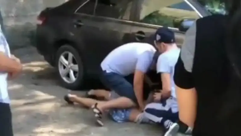 Вора автомобильных зеркал поймали в Алматы