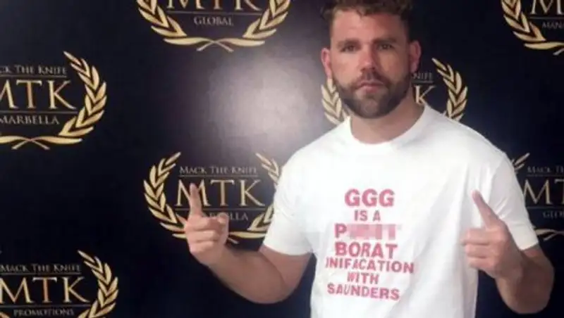 Билли Джо Сондерс троллит «трусливого Бората» Головкина