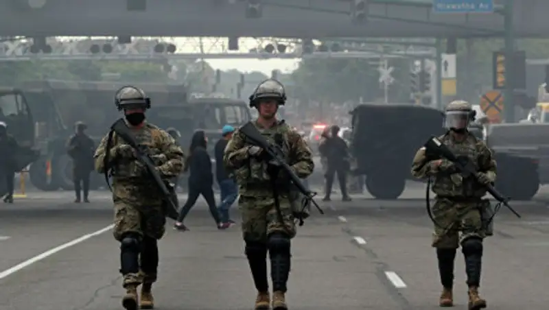 В Сети появилось видео зачистки Миннеаполиса Нацгвардией США