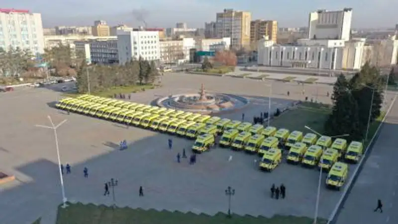 116 отечественных "скорых" для медиков Восточного Казахстана