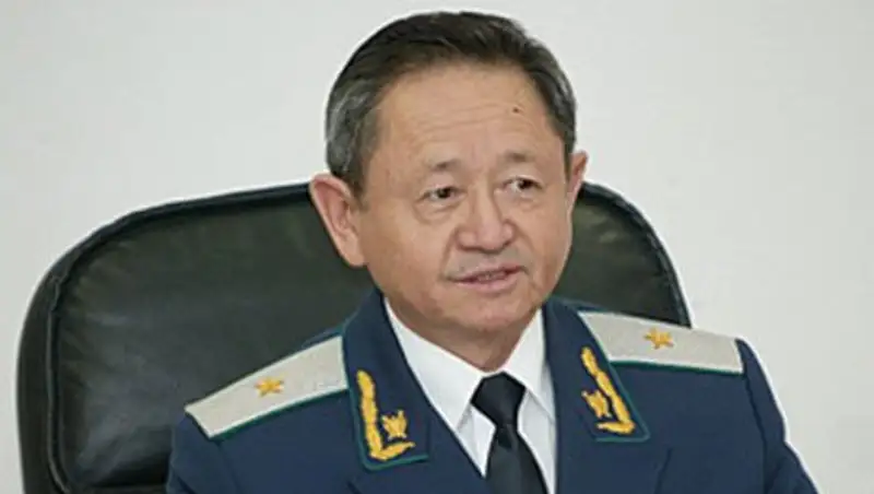 КНБ задержал экс-заместителя Генпрокурора РК и других высокопоставленных чиновников