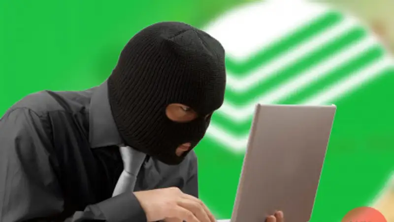 Работник фитнес-центра в Нур-Султане делал игровые ставки с карт клиентов