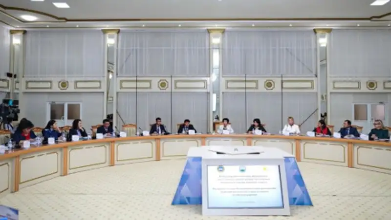 В ВКО обсудили решение проблем детей-сирот и детей, оставшихся без попечения родителей