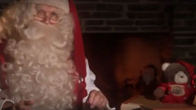 Санта-Клаус поздравил казахстанских детей из Лапландии