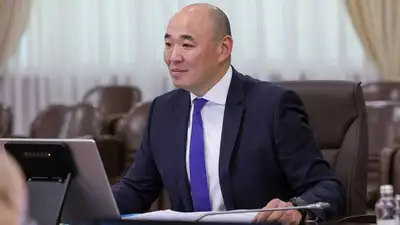 Канат Шарлапаев прокомментировал жалобы казахстанских спортсменов на качество формы, фото - Новости Zakon.kz от 03.10.2023 14:18