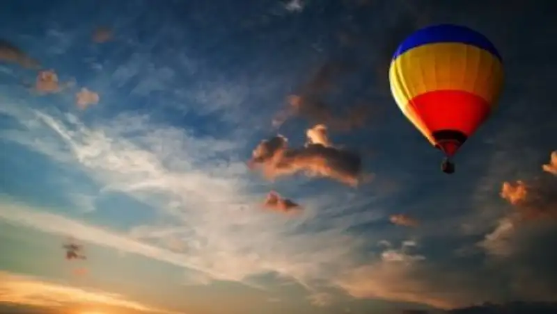 В Египте упал воздушный шар с туристами