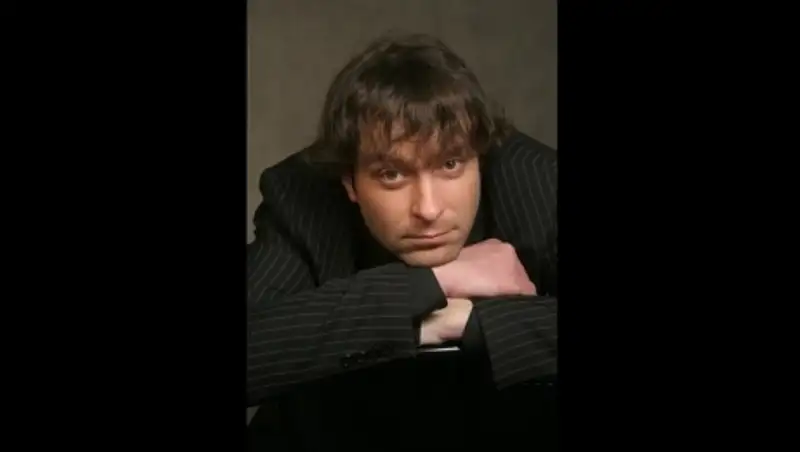 Пародист Алексей Федотов из "Большой разницы" умер от сердечного приступа