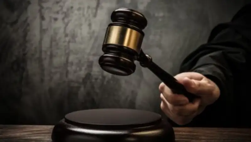 В Алматы осужден сотрудник таможни за получение взятки от ОПГ