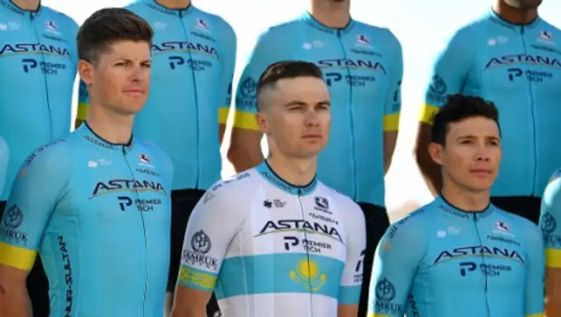 Казахстанец Алексей Луценко выступит на "Тур де Франс"