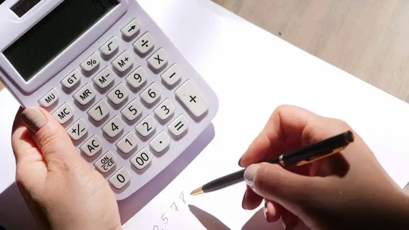 Срок представления налоговой отчетности истекает 15 февраля