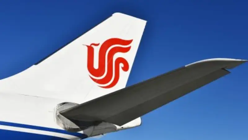 Ритуал пожилой китаянки с двигателем самолета привел к эвакуации 150 пассажиров