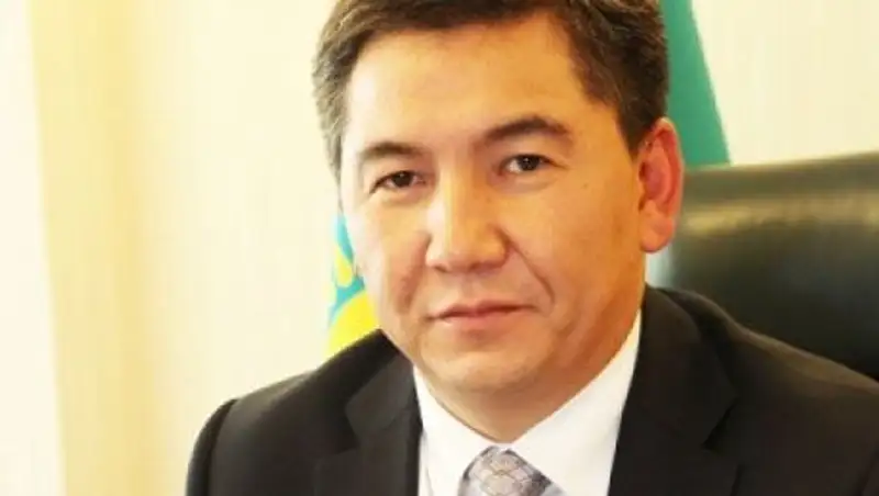 Саринжипов первый министр, кого Назарбаев официально принял после назначения правительства