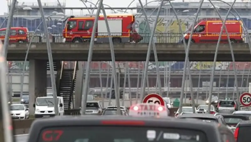 В аэропорту Орли задержали второго подозреваемого в нападении на военных