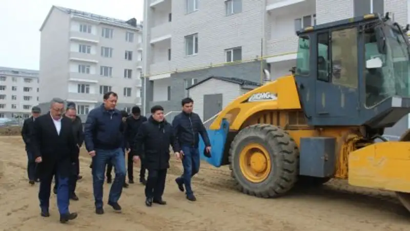 В Атырау в 2018 году построят 43 многоквартирных дома