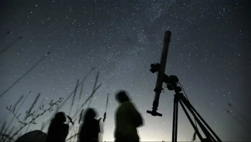 Как правильно смотреть и снимать звездопад Персеиды