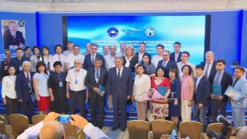 Каждому первенцу, родившемуся в казахстанских семьях 1 июля, сделают подарок