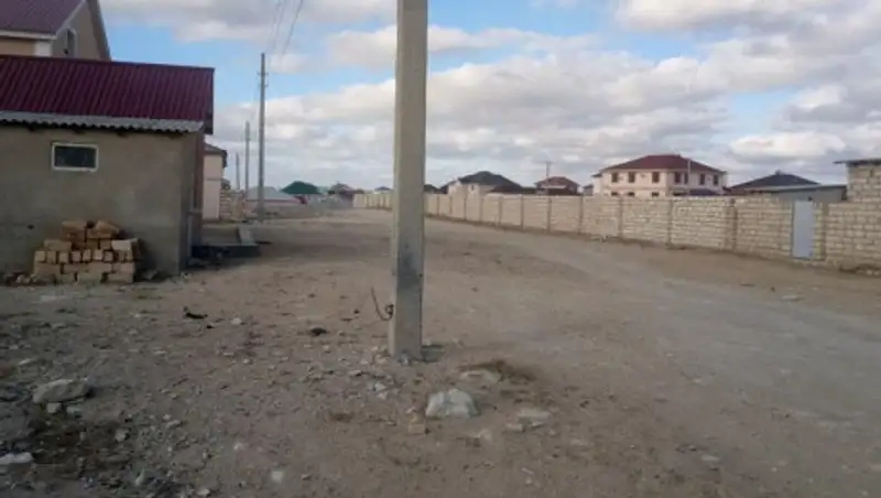 Аким села Мангистау и его заместитель осуждены за незаконную выдачу земельных участков