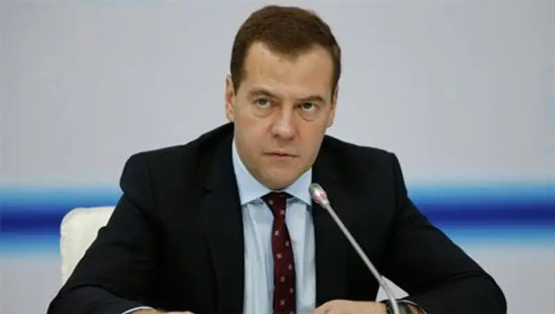 Медведев: на Украине снова пролилась кровь, страна в предчувствии гражданской войны