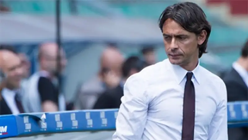 «Милан» отправил в отставку главного тренера