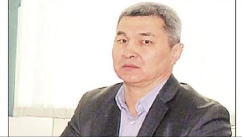 Жена полицейского, разыскиваемого за поножовщину в Таразе, сообщила его версию случившегося