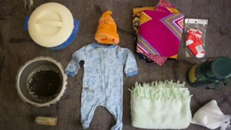 Что берут с собой в роддом женщины разных стран мира