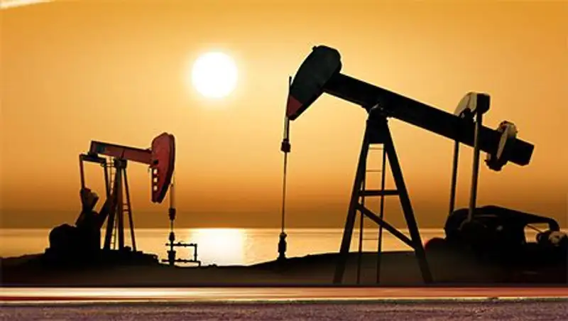 Казахстан готовится к резкому падению цен на нефть