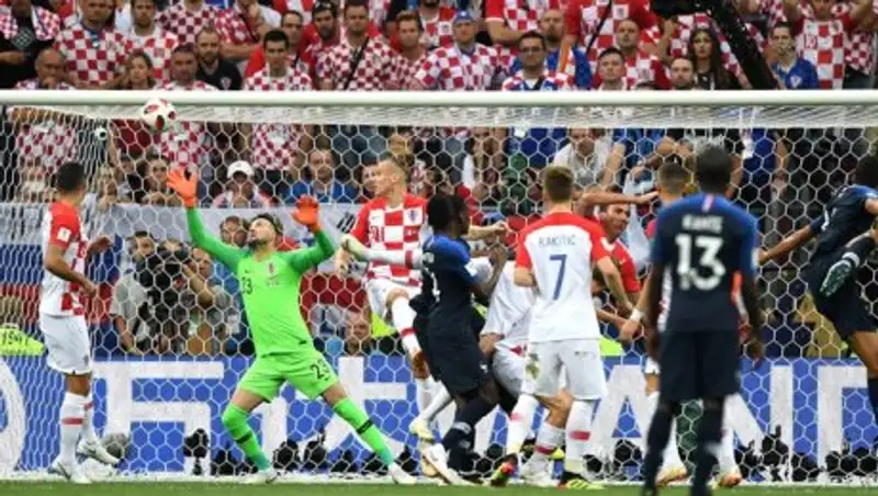 Французы ведут в первом тайме финального матча ЧМ-2018